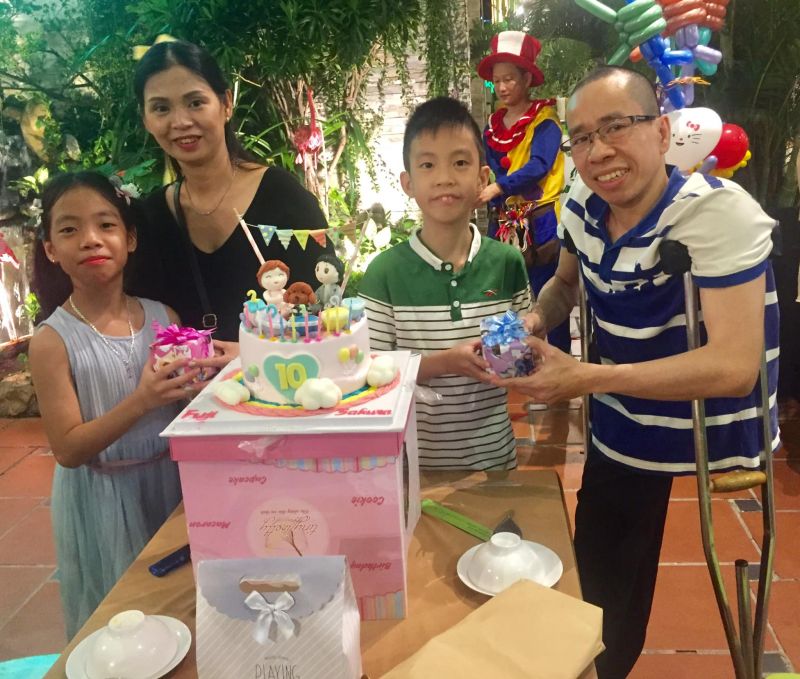 tiệc sinh nhật 10 tuổi của hai bé Phú Sĩ và Anh Đào tiệc sinh nhật 10 tuổi của hai bé Phú Sĩ và Anh Đào